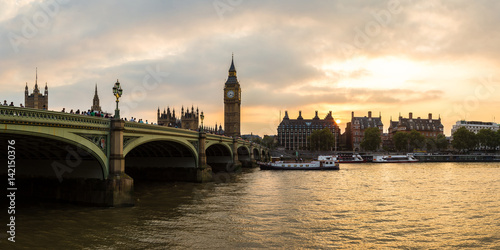 Big Ben, Parliament, Westminster bridge in London