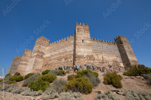 Plakat wał, od, punkt orientacyjny, starożytny, arabski, zamek, od, Burgalimar, od, X, stulecie, publiczny pomnik, w, wieś, Banos, od, do, niejaki, Encina, Jaen, Andalusia, Hiszpania, Europa