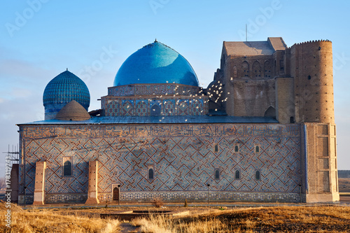Zdjęcie XXL Rodzaje miasta Turkiestanu. Turkestan to miasto w południowo-kazachstańskim regionie Kazachstanu, w pobliżu rzeki Syr Daria.