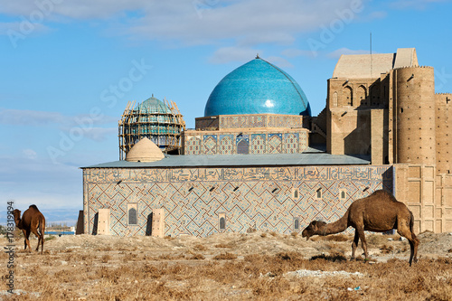 Zdjęcie XXL Rodzaje miasta Turkiestanu. Turkestan to miasto w południowo-kazachstańskim regionie Kazachstanu, w pobliżu rzeki Syr Daria.