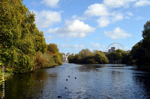 St. James' Park in London im Herbst