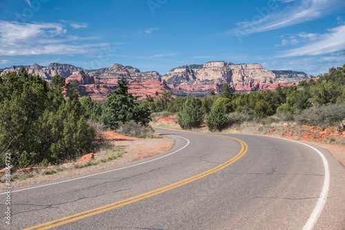 Zdjęcie XXL Włącz autostradę z widokiem czerwonych skał Sedona w Arizonie w USA