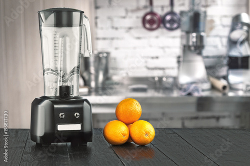 Fotoobraz na płótnie Elektryczny mikser do robienia soków owocowych lub smoothie