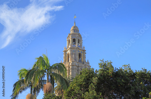 Фото: California Tower overlooking Balboa Park in San Diego, California. California Tower overlooking Balboa Park in San Diego, California.