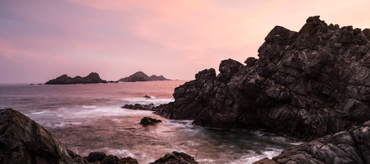 Iles Sanguinaires Korsika bei Sonnenuntergang 