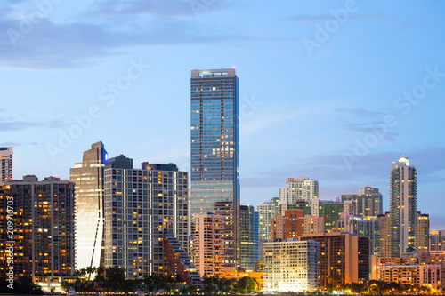 Zdjęcie XXL Linia horyzontu budynki przy Brickell okręgiem, Miami, Floryda, usa