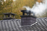 cheminee feu fumee pollution chauffage hiver froid environnement maison construction CO carbone 