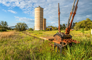 Abandoned silos after rail line discontinuted