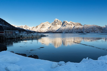 Winterlandschaft auf den Lofoten, Norwegen