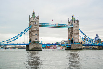 Tower Bridge in London (England)