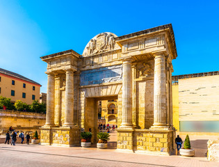 Arc de triomphe à Cordoue en Andalousie, Espagne