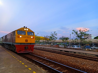 A train waiting for passengers at Salaya Station.