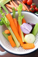 soffritto verdure fresche carote sedano cipolla