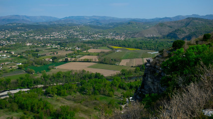 Blick vom Panorama des Jastres oberhalb von Aubenas in der Ardeche