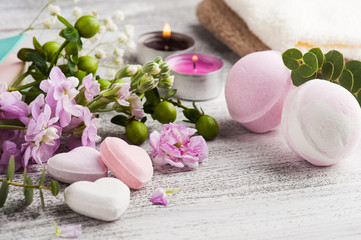 Spa products with bath bombs