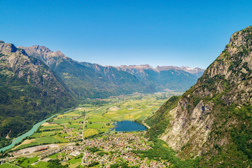 Valchiavenna (IT) - Vista aerea panoramica da Novate Mezzola