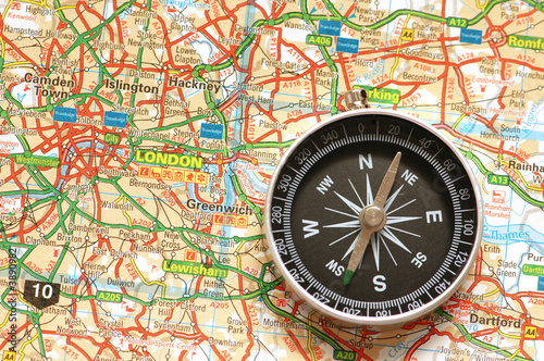 Fototapeta Compass over the map of UK - London suburbs