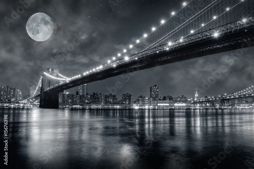Lacobel Brooklyn Bridge