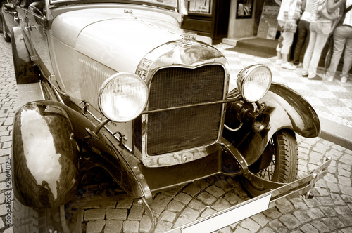 Lacobel Antique car.