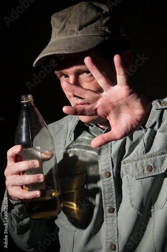 uzalezniony-od-alkoholu