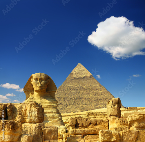 Fototapeta egypt Cheops pyramid and sphinx