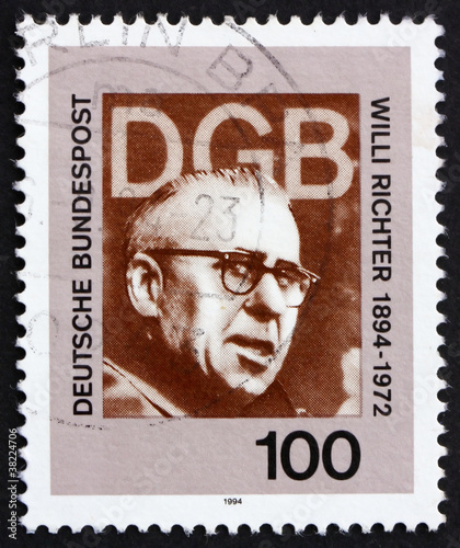 Postage stamp Germany 1994 <b>Willi Richter</b>, Politician - 500_F_38224706_jMVhnEalGGylkpFVwhiqsJlHan9Y1IAa
