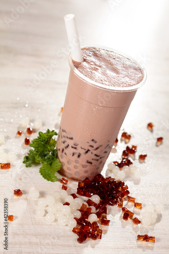 herbata-biszkoptowo-czekoladowa-z-kawa-jelly-i-jogurtem-boba