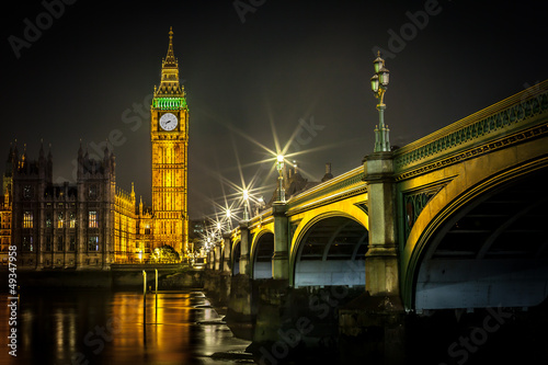Fototapeta Big Ben Clock Tower and Parliament house at city of westminster,