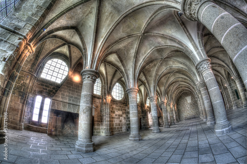 opactwo-mont-saint-michel-sala-rycerska