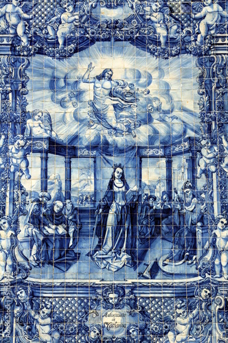 azulejos-na-capela-das-almas-w-porto-portugalia