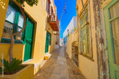 grecja-architektura-wyspy-syros-w-glownej-stolicy