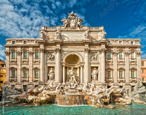  The Famous Trevi Fountain , rome, Italy.