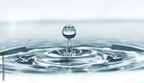 Lacobel Drop in water