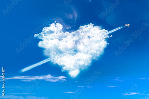 Lacobel Nuage en forme de coeur et avion
