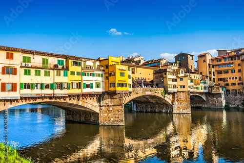  Ponte Vecchio with river Arno at sunset in Florence, Italy