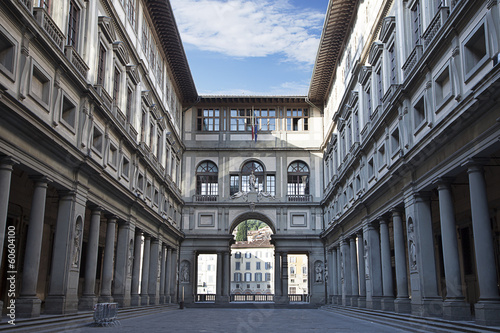  Uffizi Gallery at early morning