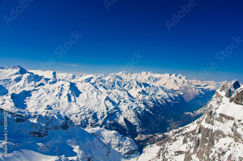  Winter landscape in the Jungfrau region