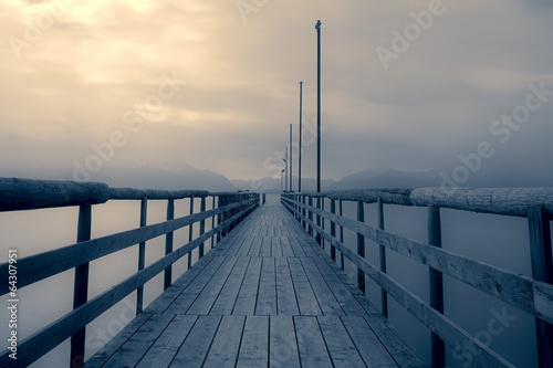 jetty-na-chiemsee-z-chmurami