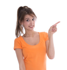 photo junges blondes mdchen blickt erschrocken kamera photo junges blondes mdchen blickt erschrocken kamera