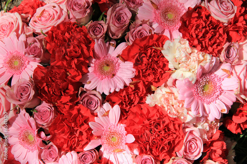 Fototapeta Wedding flowers in red and pink