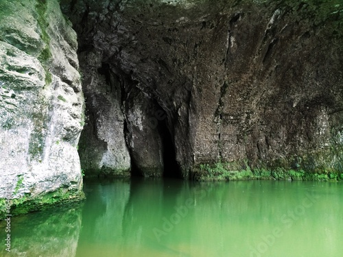 Fototapeta Quelle in der Höhle