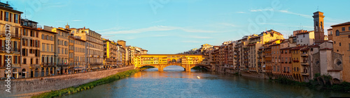Fototapeta View of Gold (Ponte Vecchio) Bridge in Florence, panorama