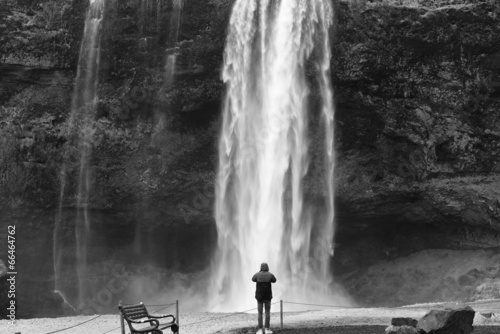 Fototapeta Black and White Waterfall