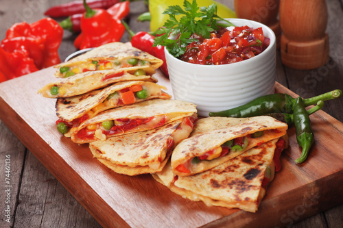 Zdjęcia Quesadillas with salsa