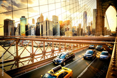 nowy-jork-panorame-brooklyn-bridge