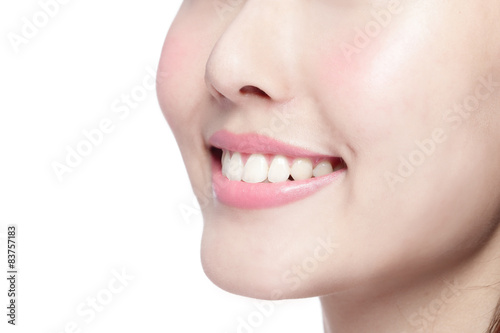 young <b>woman health</b> teeth - 500_F_83757183_5rtGTAX6Qb7NHCfWEnFEjRGbz3hC7Ik2