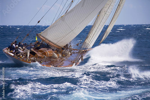 Sailing boat