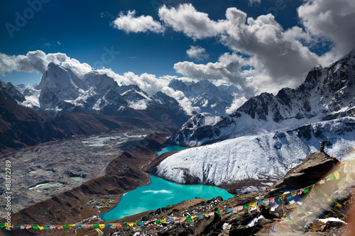 Poster Beautiful turquoise lake high in the mountains