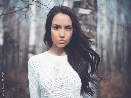 Poster Beautiful lady in a birch forest