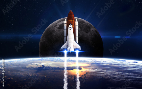 wahadlowiec-startujacy-z-misja-elementy-tego-obrazu-dostarczone-przez-nasa